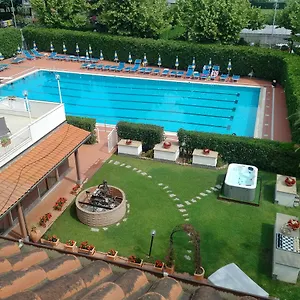 Aurora Wellness & Aparthotel Albenga